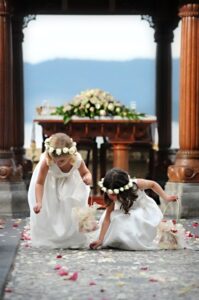 Ceremony_children Villa Botanica flower girls