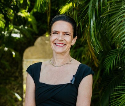 Tanya at Villa Botanica